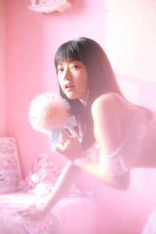 爸爸缓慢有力送女儿的句子